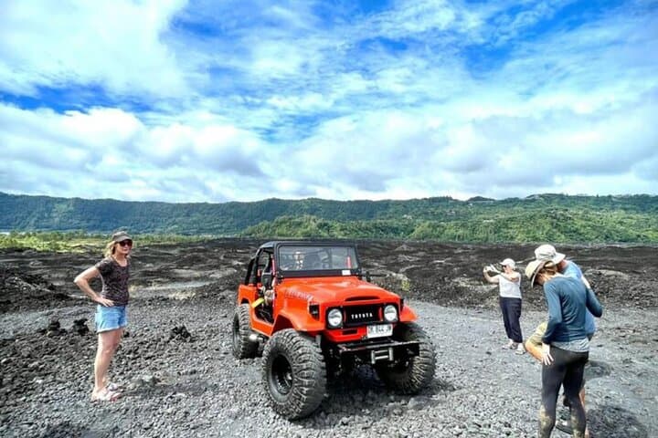 Mount Batur Sunrise by 4WD Jeep: Black Lava Fields and Natural Hotspring in a Day photo 4