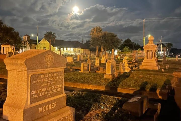 Galveston's Haunted Cemetery Walking Tour: Ghost Stories, Yellow Fever, and the 1900 Storm photo 1