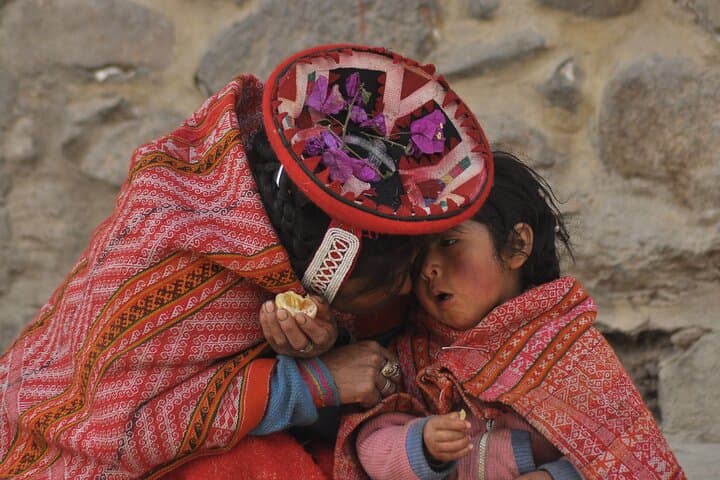 Visiting the Uros Floating Islands from Puno: A Lake Titicaca Reed-Island Day Tour photo 6
