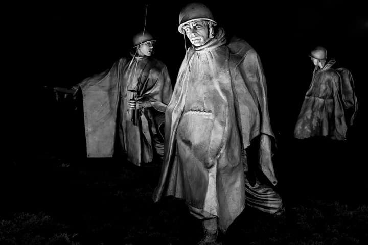 DC Monuments by Moonlight — Evening Small-Group Walking Tour of the National Mall photo 4