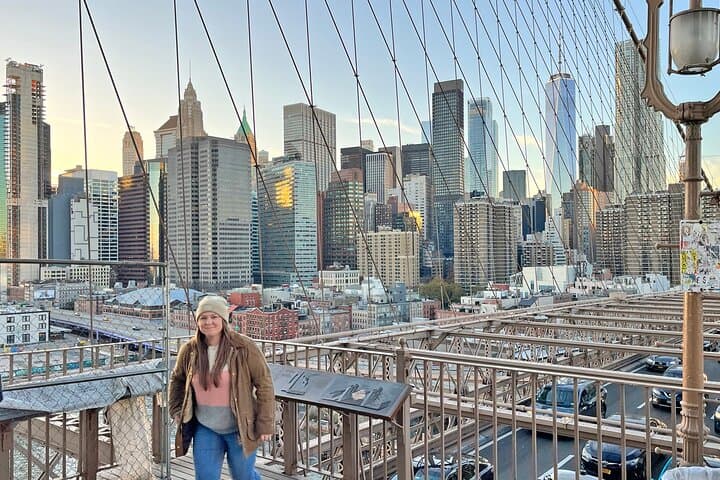 Brooklyn Bridge and DUMBO Walking Tour: Manhattan-to-Brooklyn Historic Walk photo 2