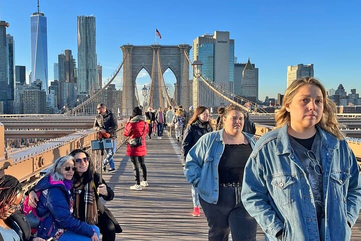 Brooklyn Bridge and DUMBO Walking Tour: Manhattan-to-Brooklyn Historic Walk photo 4