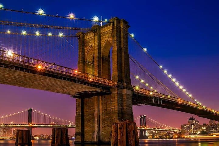 Brooklyn Bridge and DUMBO Walking Tour: Manhattan-to-Brooklyn Historic Walk photo 5