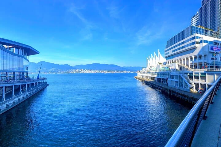 Vancouver Cruise Shore Excursion: Private 4–5 Hour City Highlights Tour photo 3