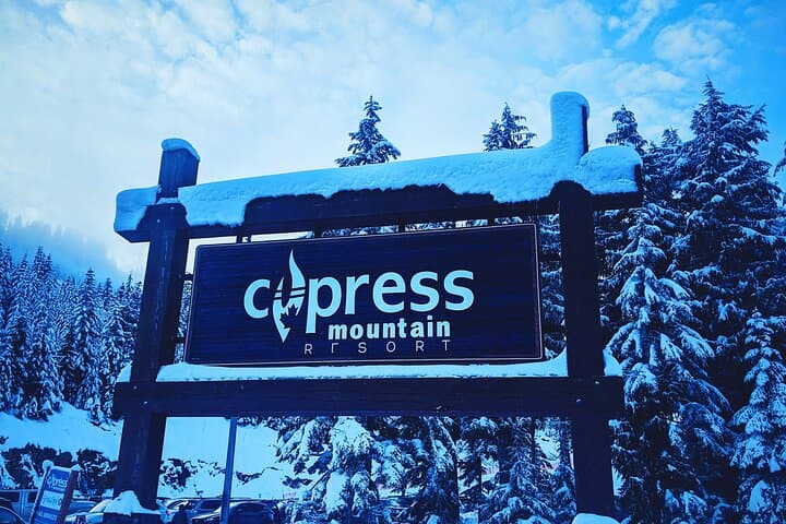 Vancouver Winter Mountain Tour: Grouse, Cypress & Seymour Private Day photo 5