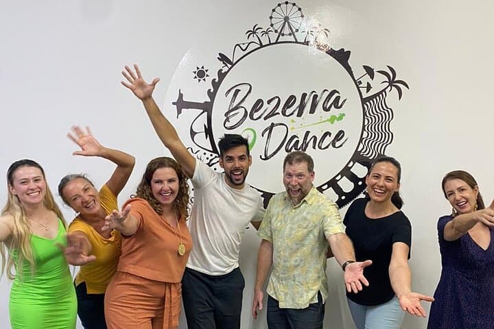 Learn Samba No Pé in Rio — 45-Minute Intro Class in Lapa photo 2