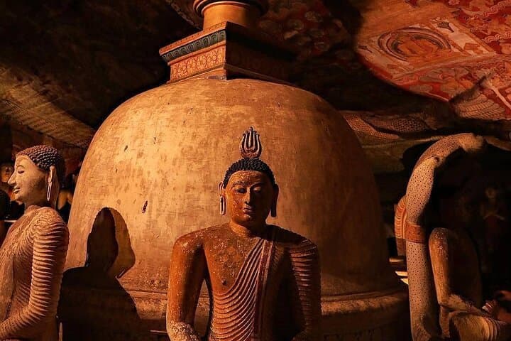 Sigiriya Rock Fortress & Dambulla Cave Temple Day Tour from Colombo photo 3