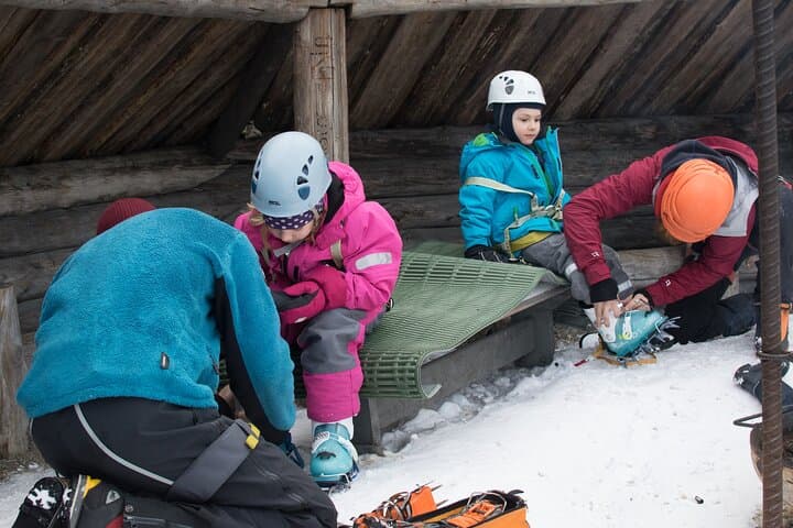 Kids Ice Climbing Adventure in Pyhä‑Luosto: Family-Friendly Ice Climb at Tajukangas photo 2