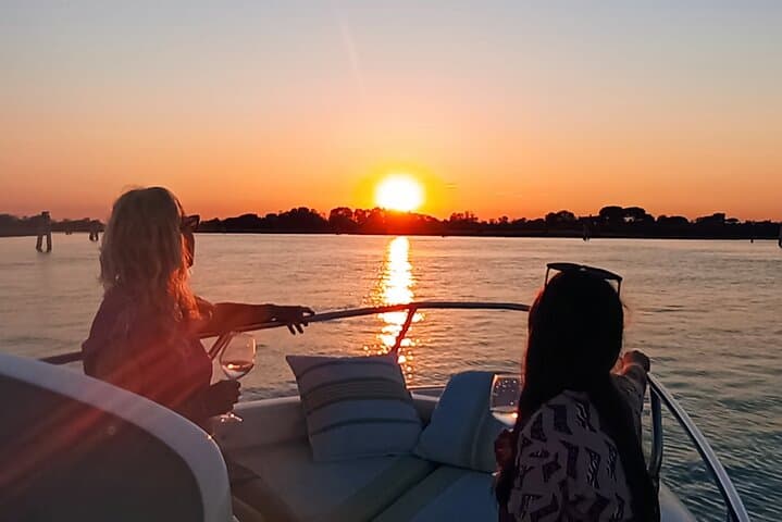 Private Boat Tour to Murano, Burano & Torcello — Venice Lagoon Day Trip photo 1