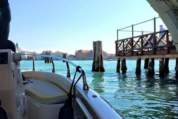 Private Boat Tour to Murano, Burano & Torcello — Venice Lagoon Day Trip photo 4