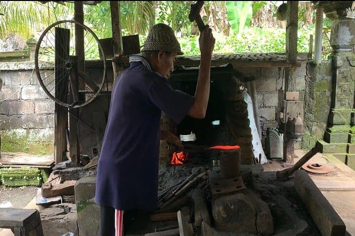Private Bali Culinary & Water-Blessing Tour: Full-Day Cultural Immersion in Bangli photo 6