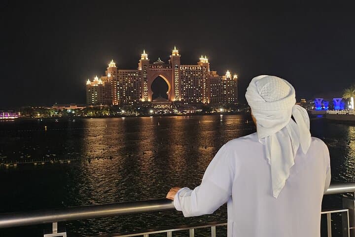 Dubai After Dark: Night Highlights, Fountain Shows & Palm Dinner