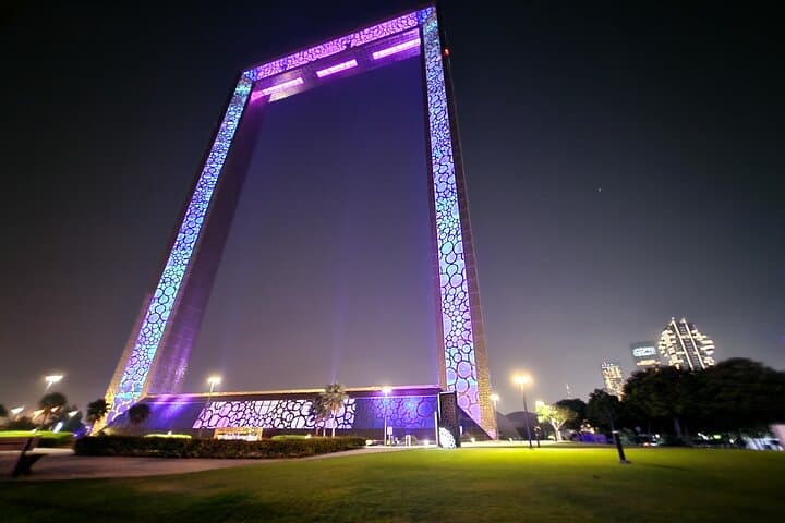 Dubai After Dark: Night Highlights, Fountain Shows & Palm Dinner photo 2