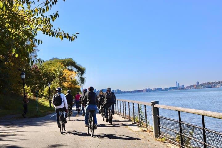Manhattan Electric Bike Tour: Central Park, Hudson Greenway & Chinatown photo 3