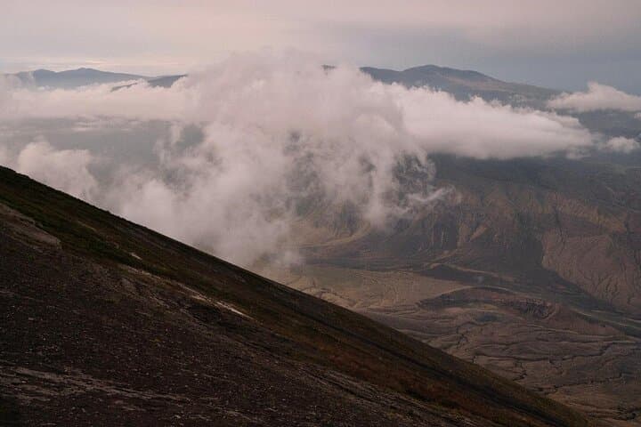 11-Day Northern Tanzania Safari: Serengeti, Ngorongoro & Lake Natron photo 3