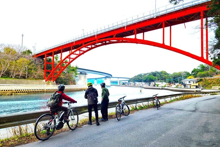 Coastal E-Bike Loop Through Amakusa National Park: Private Guided Ride photo 3
