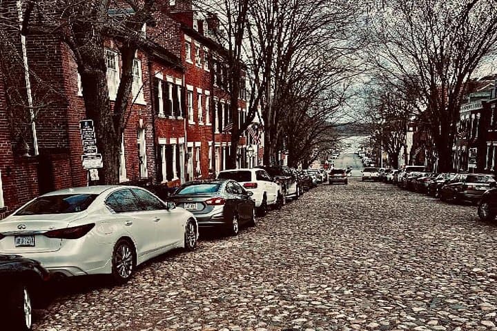 Explore Old Town Alexandria: Self-Guided Audio Walking Tour of Historic Waterfront photo 2