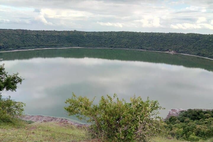 Lonar Lake Expedition — Day Trip from Aurangabad to the Meteorite Crater and Temples