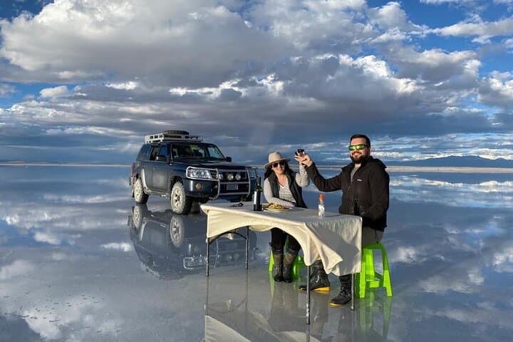 Salar de Uyuni Private Day Trip — Salt Flats, Incahuasi & Sunset