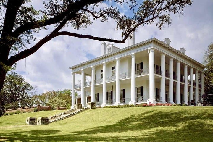 Natchez Self-Guided Audio Tour: 14 Antebellum Sights Along the Mississippi photo 2