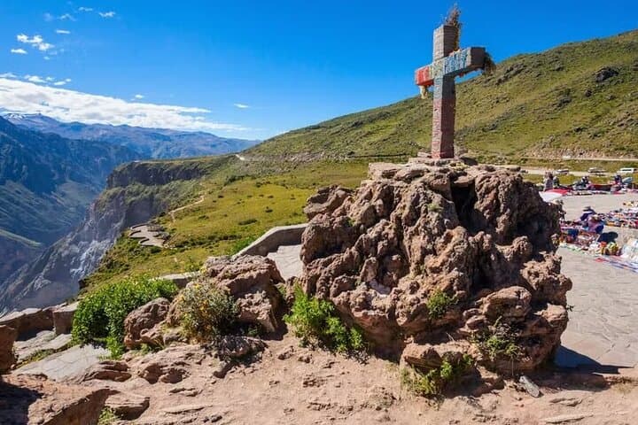 Colca Canyon Day Tour from Arequipa: Condors, Hot Springs & Andean Views