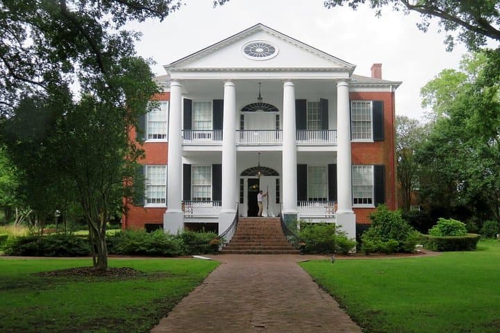 Natchez Self-Guided Audio Tour: 14 Antebellum Sights Along the Mississippi photo 4