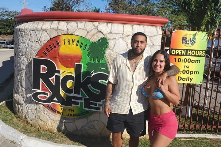 Explore Negril: Seven Mile Beach and Rick's Cafe Adventure photo 2