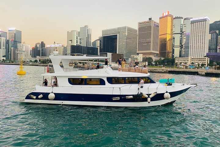 Private Night Harbour Cruise: Victoria Harbour Skyline & Symphony of Lights