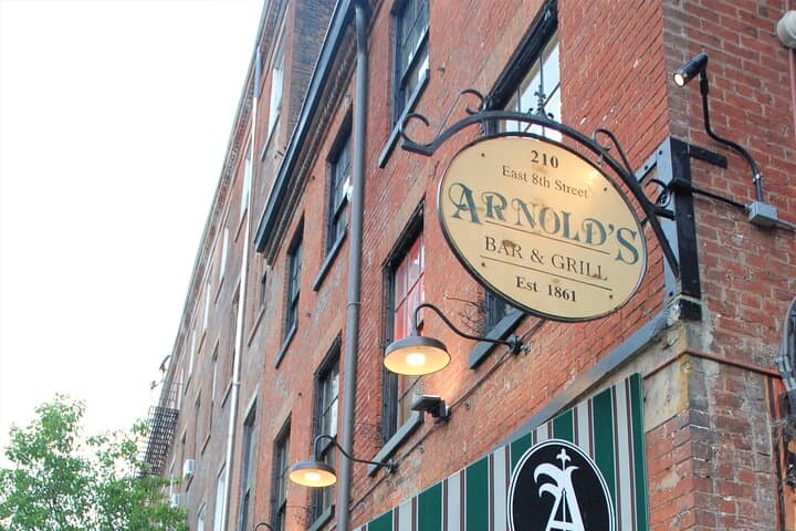 Haunted Cincinnati Booze and Boos: Ghost & Pub Walking Tour in Over-the-Rhine photo 4