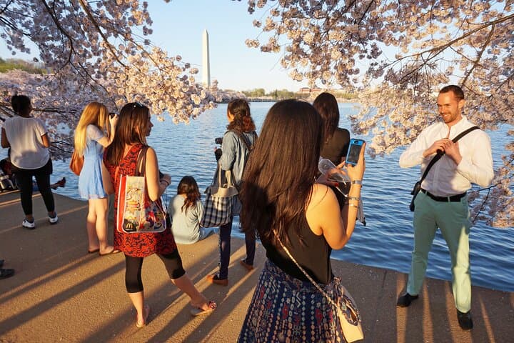 Washington DC National Mall Augmented Reality Treasure Hunt — Interactive Monument Scavenger Walk photo 4
