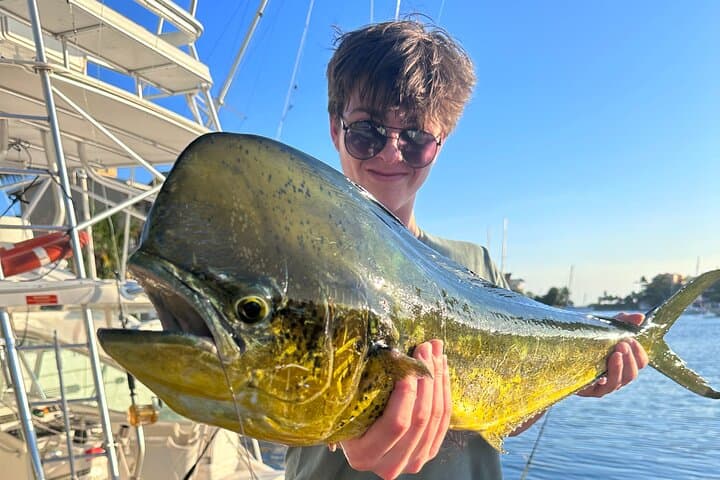 6-Hour Private Fishing Charter in Puerto Aventuras — Riviera Maya Sportfishing photo 3