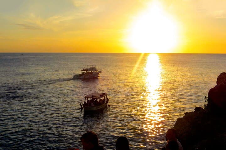 Negril 7 Mile Beach & Rick's Cafe Day Tour from Montego Bay — Snorkel, Swim, Sunset photo 5