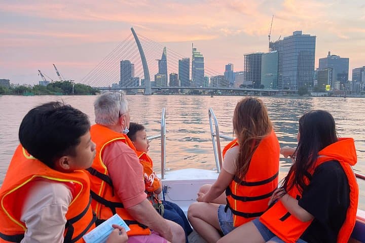 Speedboat to Cu Chi Tunnels: Saigon River Cruise and Historic Tunnel Exploration photo 2