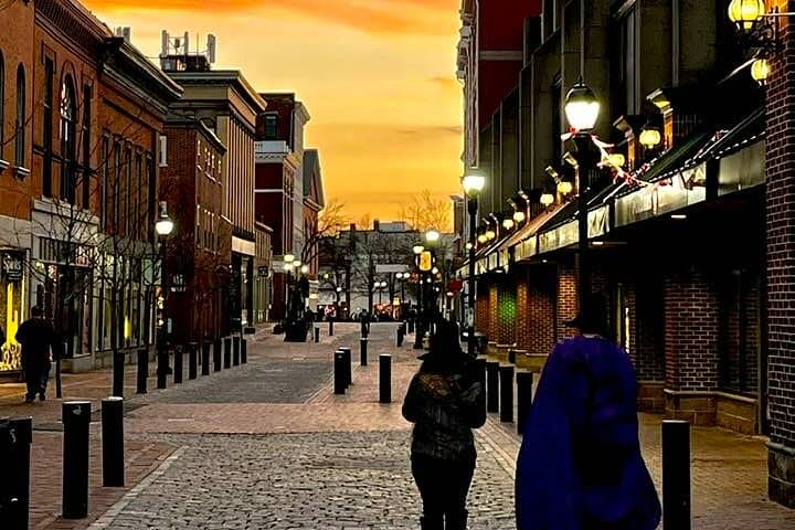 1692 Salem Night Walking Tour: Guided Walk Through Salem's Witch Trial Sites