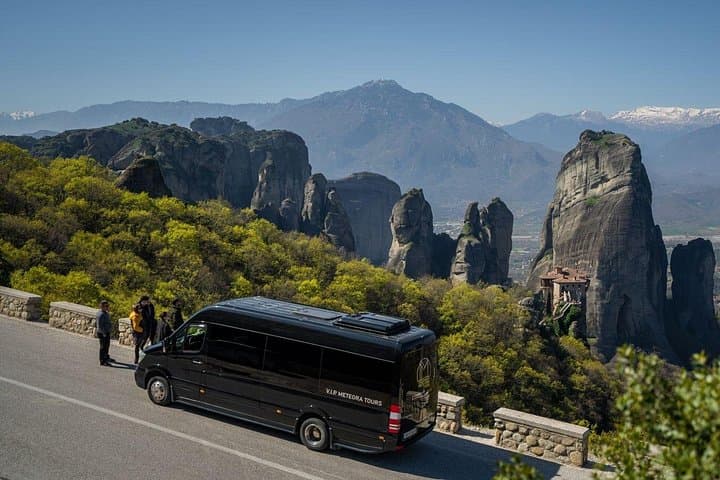 Athens to Meteora Day Trip by Train and Bus — Full-Day Tour to the Monasteries