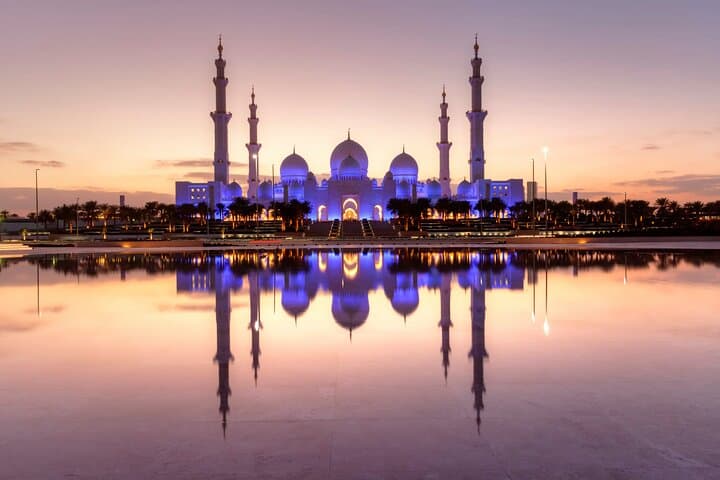 Abu Dhabi Mosque Tour: Sheikh Zayed, Qasr Al Watan & Louvre Abu Dhabi