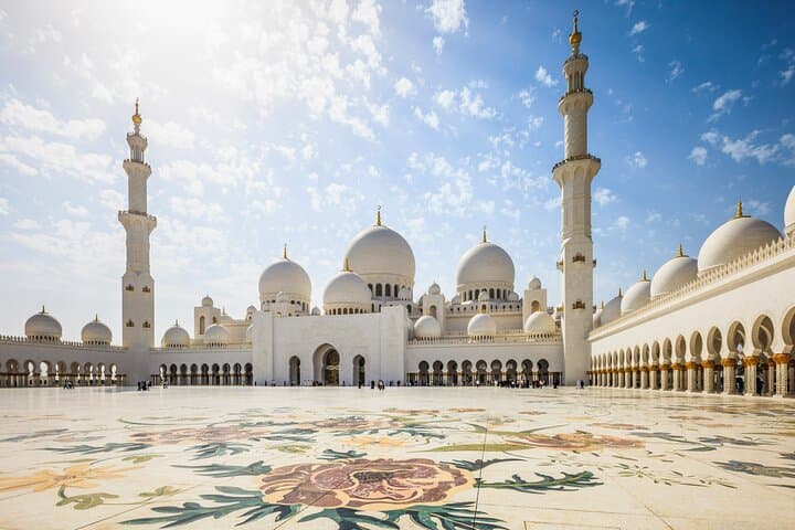 Abu Dhabi Mosque Tour: Sheikh Zayed, Qasr Al Watan & Louvre Abu Dhabi photo 2