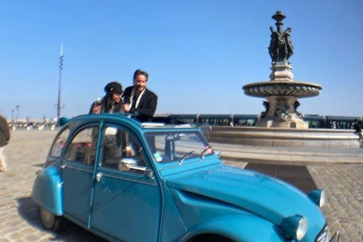 Bordeaux UNESCO Highlights in a Citroën 2CV: Private Classic Car City Tour photo 2