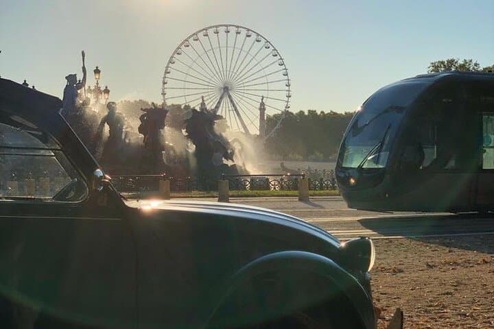 Bordeaux UNESCO Highlights in a Citroën 2CV: Private Classic Car City Tour photo 4
