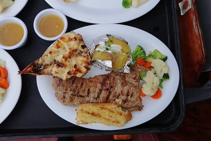 Romantic Columbus Galleon Dinner Cruise on Nichupté Lagoon, Cancun photo 2