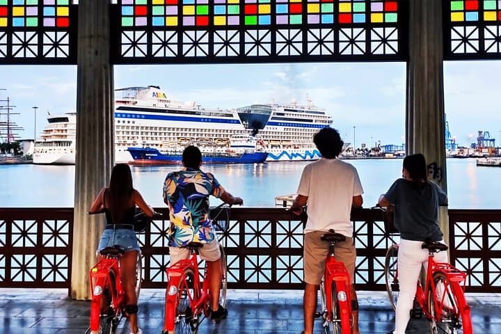 Night Tapas & Two Wheels: Gastronomic Bike Tour Through Las Palmas