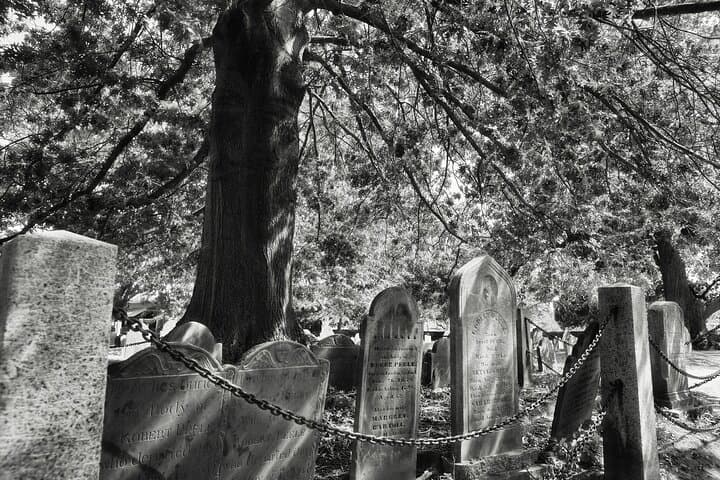 Requiem for Salem: Adult Walking Ghost Tour on Charter Street photo 5