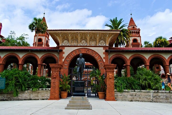 Telling Elegies: Adults-Only Ghost Walking Tour in St. Augustine photo 4