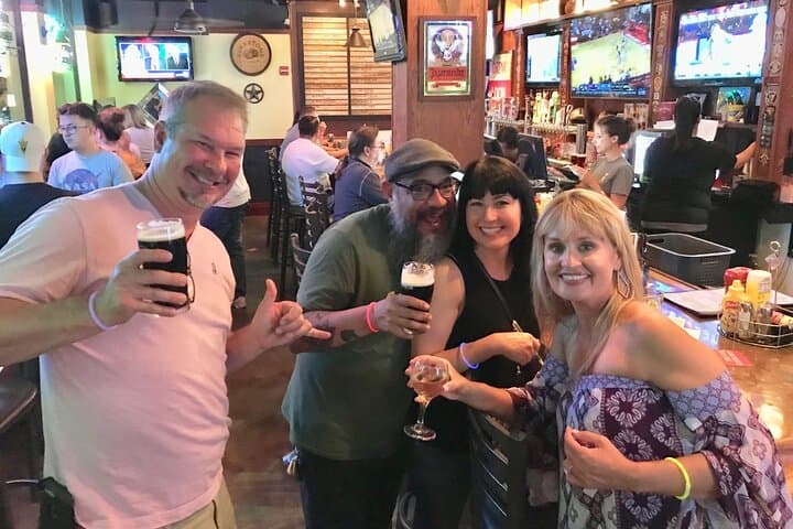 Fort Worth Stockyards Booze & Boos: Haunted Pub Walking Tour in Cowtown