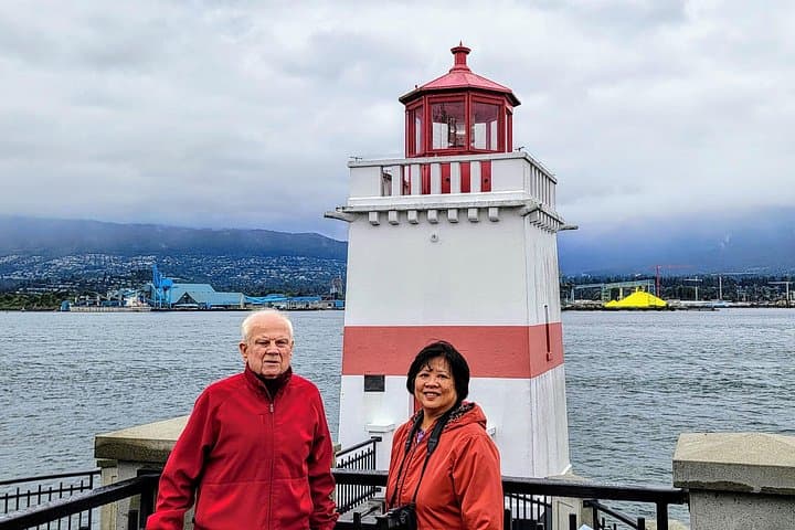 Private Vancouver Land and Water Tour — Compact City Highlights & False Creek Cruise photo 2