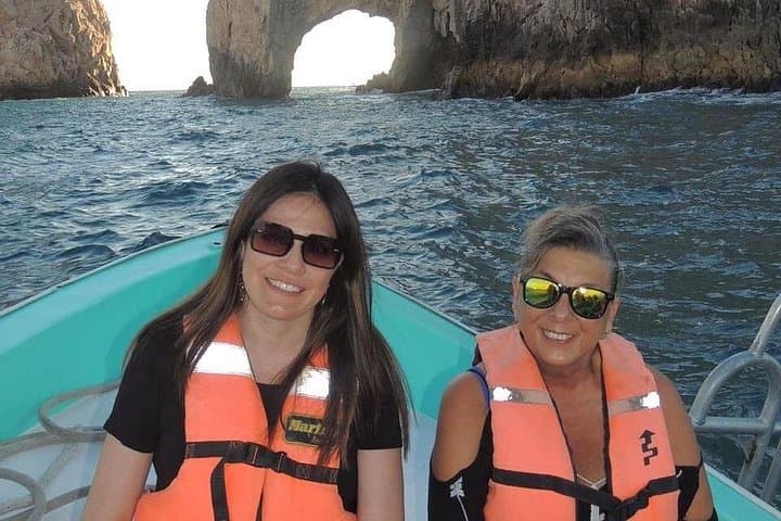 Glass Bottom Boat to Cabo's Famous Arch (El Arco) — 45-Min Marina Tour photo 4