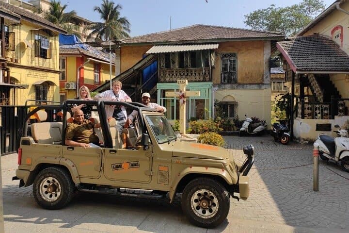 Bandra Breeze: Private Open-Jeep Heritage Tour of Mumbai’s Queen of Suburbs photo 2