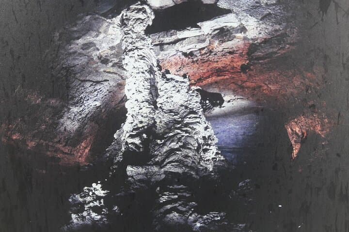 Jeju Sunrise Peak & Manjanggul Half-Day Private Tour: Seongsan Ilchulbong and Lava Tube photo 5