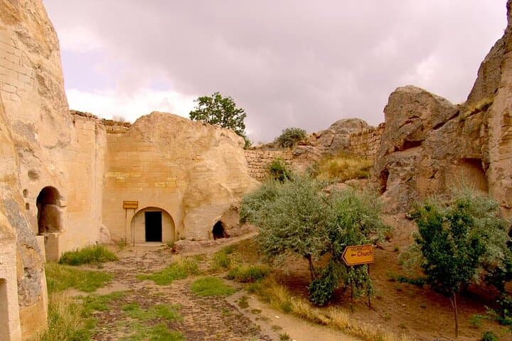 Istanbul to Cappadocia: 5-Day Balloon, Camel Ride & Ancient Ruins Tour photo 3