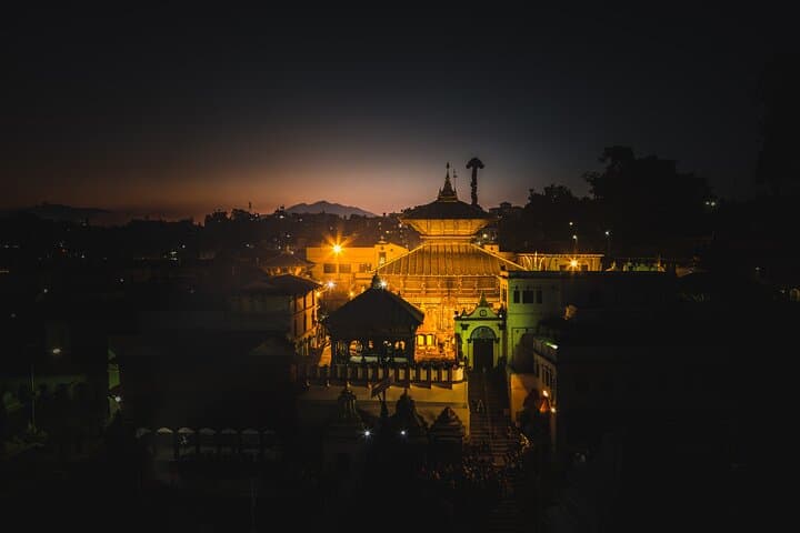 Full-Day Kathmandu Sightseeing: Pashupatinath, Boudhanath, Swayambhunath & Durbar Square photo 3